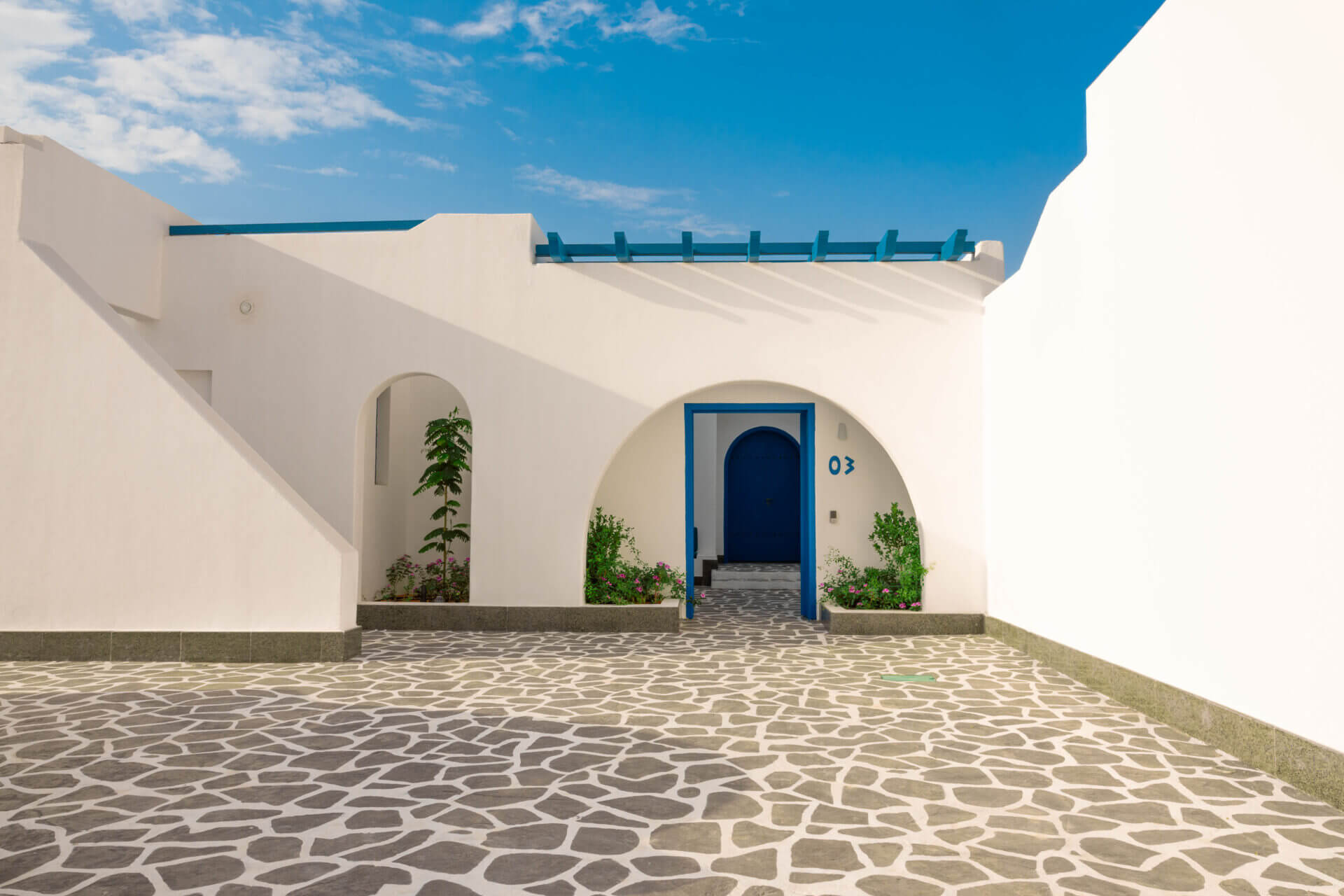 شاليه الملاذ الأبيض بالخبر للإيجار